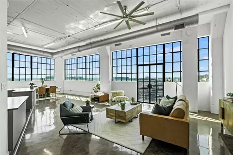 2220 Canton St #507, Dallas, TX 75201