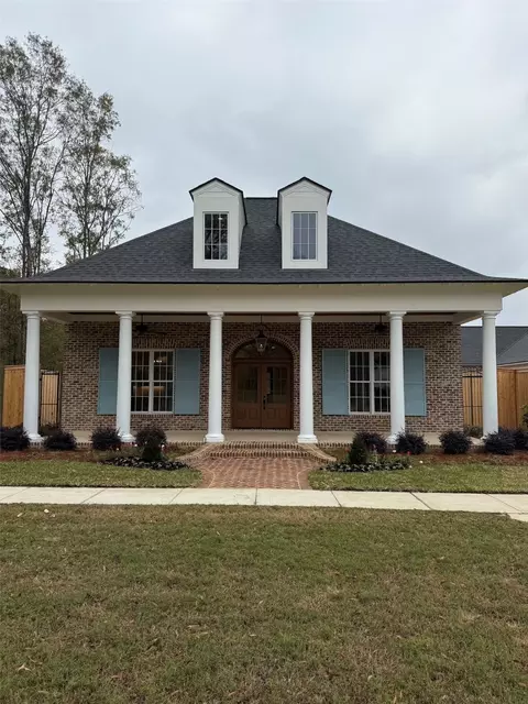 2141 Pecan Square Ave, Shreveport, LA 71106
