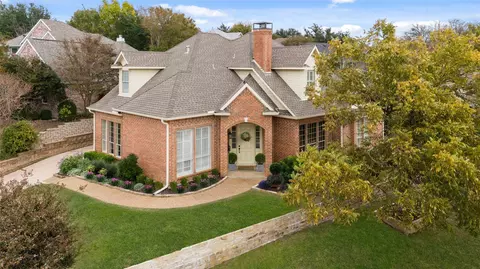 102 Weatherly Cir, Rockwall, TX 75032