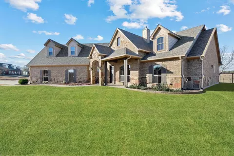 2524 Pecan Springs Rd, Cleburne, TX 76031