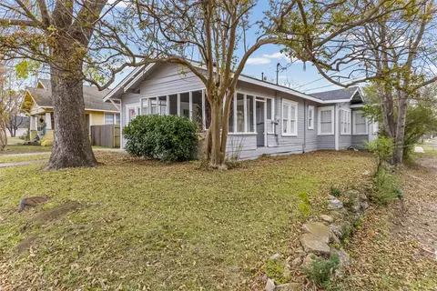 2104 Jones St, Greenville, TX 75401