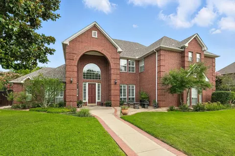 109 Visalia Ln, Denton, TX 76210