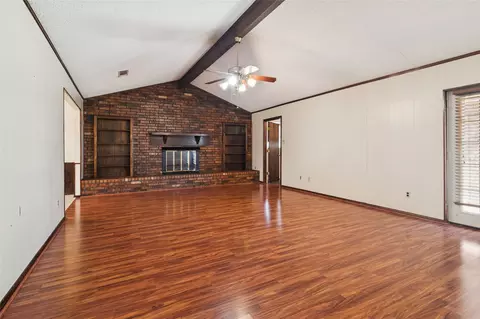 Living - 941 Maple St, Howe, TX 75459 photo 1 of 5