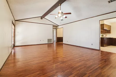 Living - 941 Maple St, Howe, TX 75459 photo 3 of 5