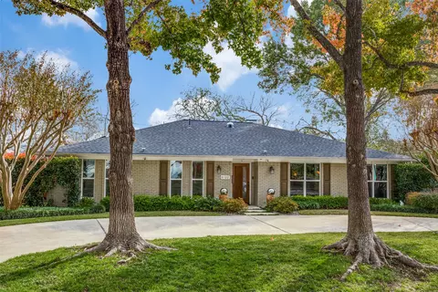 8122 San Cristobal Dr, Dallas, TX 75218