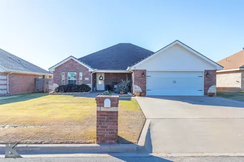 933 Swift Water Dr, Abilene, TX 79602