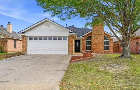 1005 Meadow Cir N, Keller, TX 76248