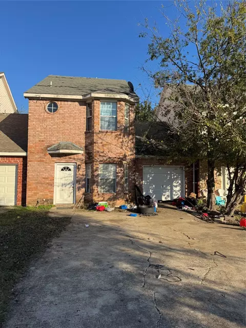 614 14th St, Grand Prairie, TX 75050