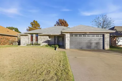 6205 Berlinetta Dr, Arlington, TX 76001
