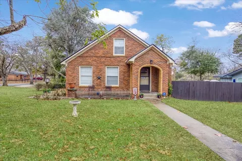 2151 Juanita Dr, Denison, TX 75020