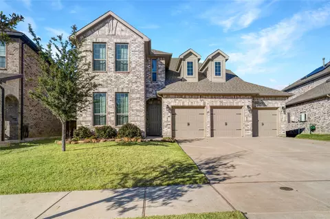 1501 White Water Way, Aubrey, TX 76227