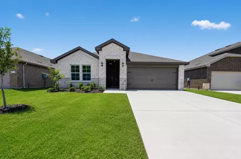 4114 Thistle Dr, Sanger, TX 76266
