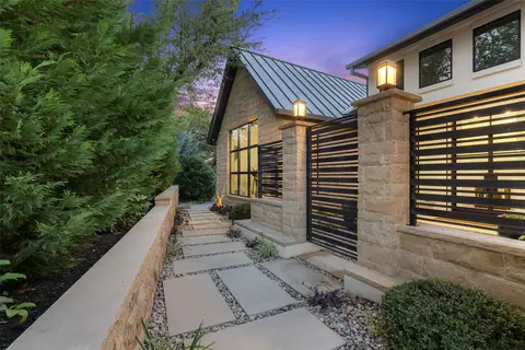8408 Carranzo Dr, Austin, TX 78735