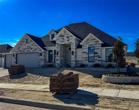 8114 Luanna Hills Dr, Benbrook, TX 76126