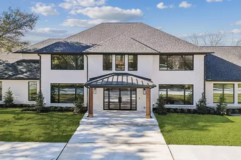 761 Creekwood Dr S, Fairview, TX 75069
