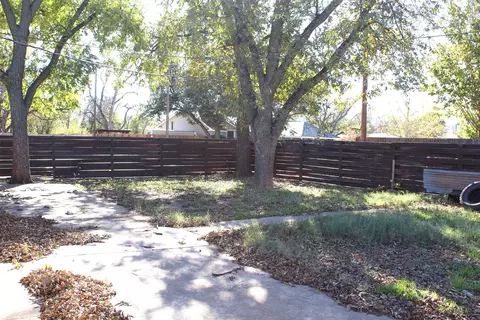 Exterior - 602 Westview Dr, Abilene, TX 79603 photo 3 of 4