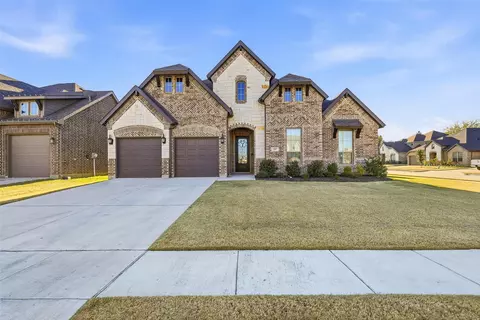 287 Paluxy St, Burleson, TX 76028