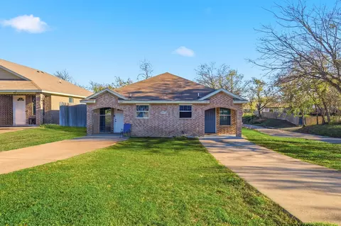 2900 NW 29th St, Fort Worth, TX 76106