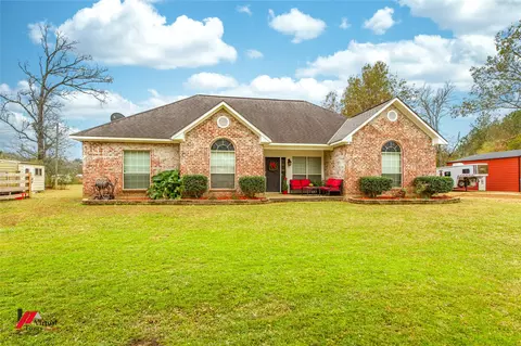 266 Stark Rd, Stonewall, LA 71078