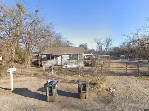 1341 Minden St, Fort Worth, TX 76115