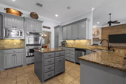7020 Ledge Stone Dr, Mcgregor, TX 76657 photo 12