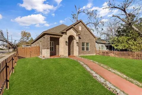 3301 Hanger Ave, Fort Worth, TX 76105