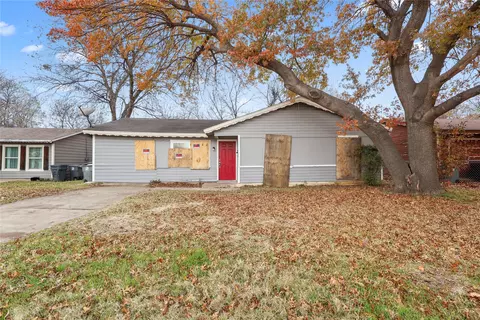 725 Emberwood Dr, Dallas, TX 75232