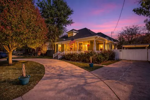 3911 Stonewall St, Greenville, TX 75401