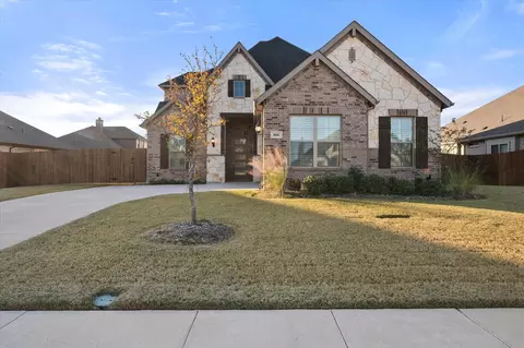806 Monza Dr, Midlothian, TX 76065