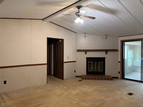 6955 Alvin York Ln, Shreveport, LA 71107