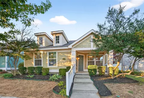9105 Waterman Dr, Aubrey, TX 76227