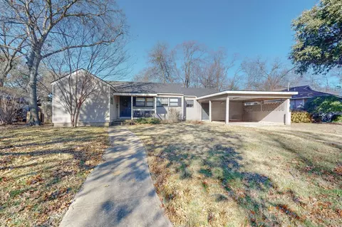 1413 Ferris Ave, Waxahachie, TX 75165
