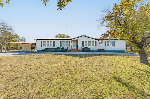 1375 N Lakeview Dr, Palo Pinto, TX 76484