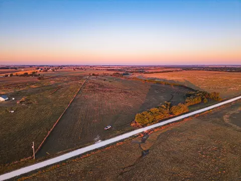 295 Turkey Run, Crawford, TX 76638