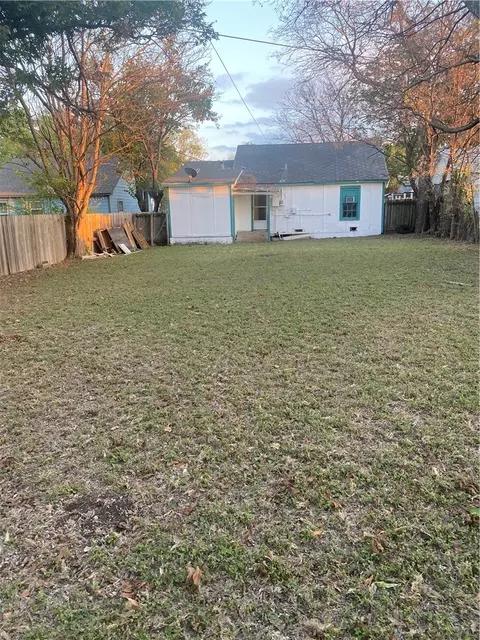 2733 Proctor Ave, Waco, TX 76708 photo 9
