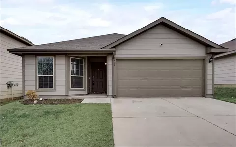 1404 Glen Garden Dr, Fort Worth, TX 76104