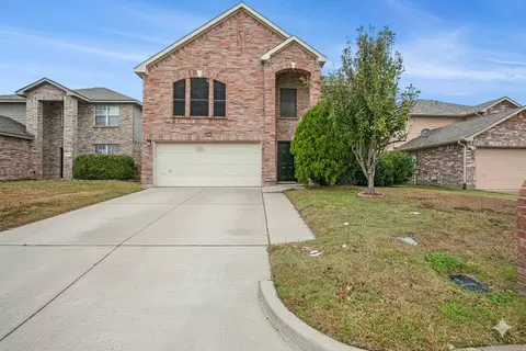 4800 Sleepy Ridge Cir, Fort Worth, TX 76133