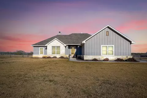 149 Kingston Ln, Brock, TX 76087