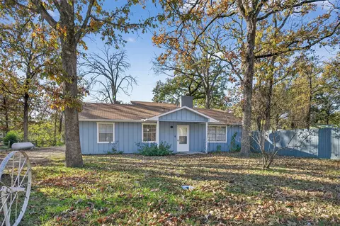2112 Leyte Dr, Tool, TX 75143