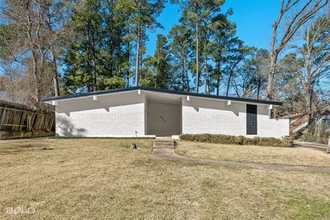 9224 Midvale Dr, Shreveport, LA 71118