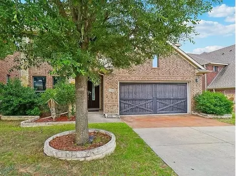 1009 Chickasaw Dr, Carrollton, TX 75010