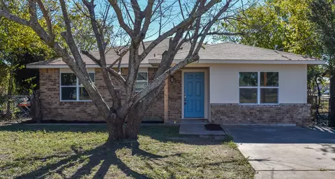 113 South St, Brady, TX 76825