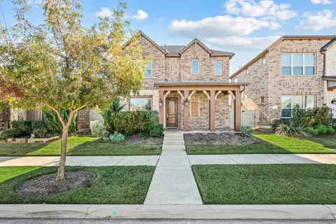 905 Plaza Ln, Argyle, TX 76226