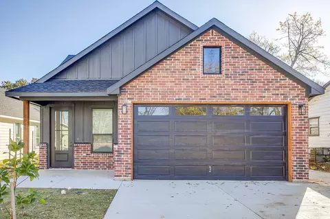 4944 Dunbar St, Fort Worth, TX 76105