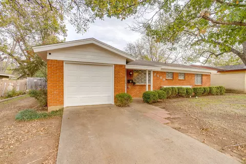 2509 Carten St, Fort Worth, TX 76112