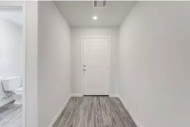 Entry Way - 503 Don Ln, Itasca, TX 76055 photo 1 of 2