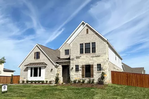 817 Headwaters Dr, Haslet, TX 76052
