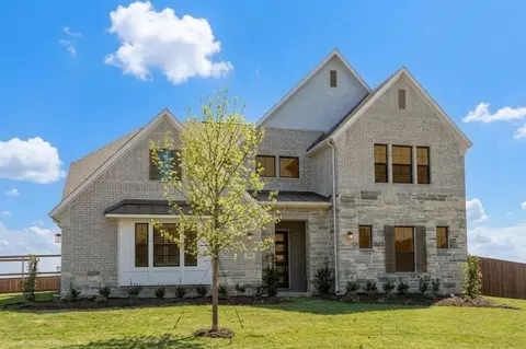 817 Headwaters Dr, Haslet, TX 76052