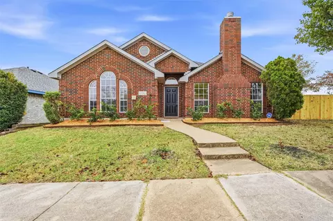 1050 Kim Ln, Mesquite, TX 75149