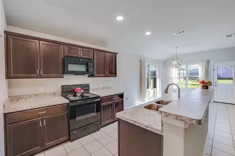 5527 Diaz Ave, Fort Worth, TX 76107